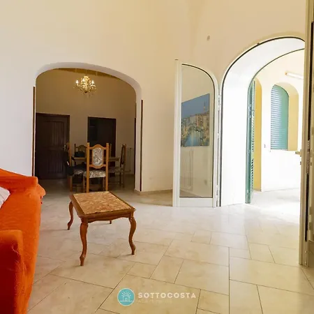Apartment Perla Marina - Castro